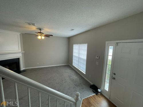 2768 Parkway Cv, Lithonia, GA 30058-4654