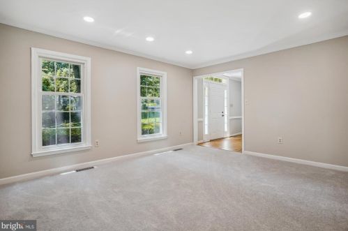 13015 Montpelier Ct, Woodbridge VA  22192-3356 exterior