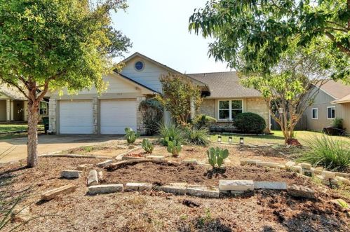 12607 Andromeda Cv, Austin, TX 78727-5145