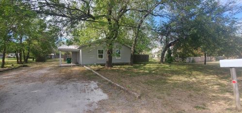 212 Broadway St, Fort Worth TX  76035-4801 exterior