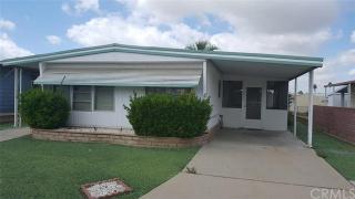 520 Santa Lucia Dr, Hemet, CA 92543-6814
