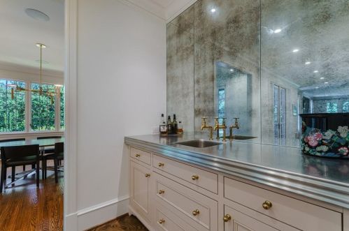 3180 Arden Rd, Atlanta GA  30305-1912 exterior