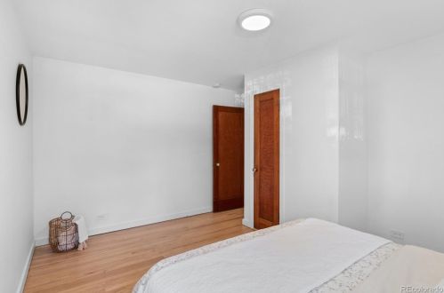 1001 Locust St, Denver CO 80222-7114 exterior