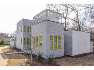 1525 Foote St, Atlanta, GA 30307-2816