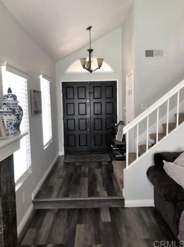 12163 Via Serrano, El Cajon, CA 92019-5024