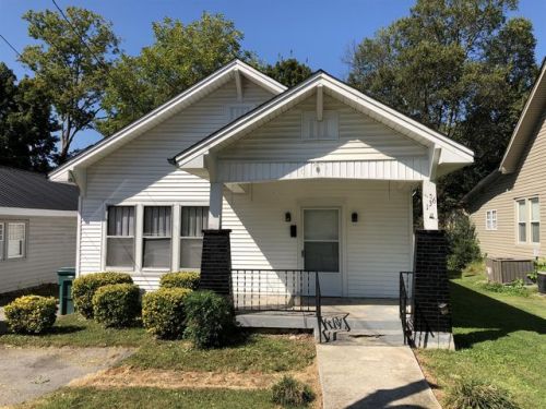 136 Cherry St, Lebanon, TN 37087-3610
