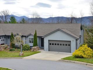 416 Kyfields, Weaverville, NC 28787-9268