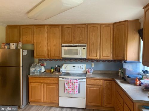 31 Dun Glory Dr, Uno, VA 22738-3997