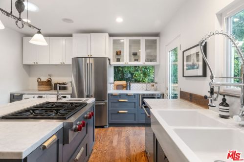 1520 Columbia Dr, Glendale CA  91205-3508 exterior