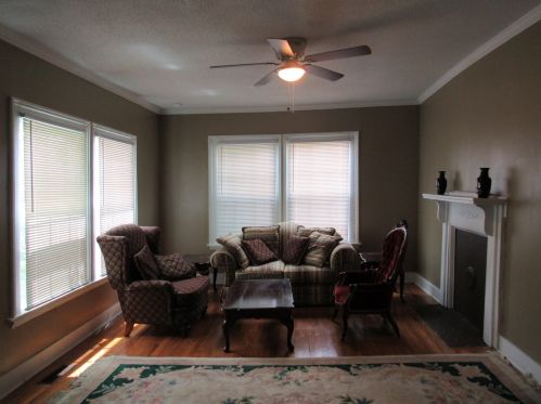 206 Oak St, Mc Cormick, SC 29835-8800