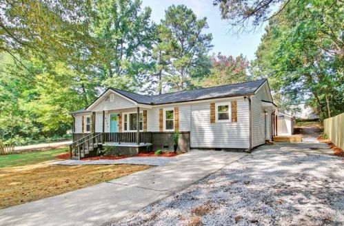 6292 Denny Ln, Mableton, GA 30126-4916