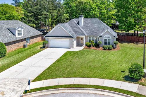 207 Yardsley Dr, Mcdonough, GA 30253-6061