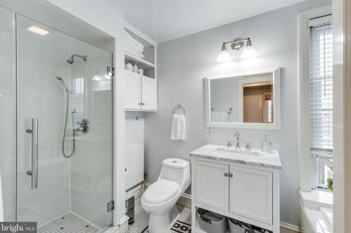 1307 Ellsworth St, Philadelphia PA  19147-4415 exterior