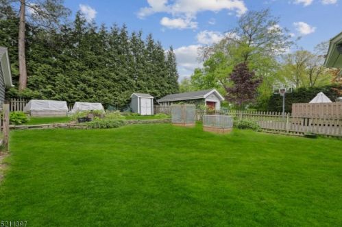 54 Kendal Ave, Maplewood NJ  07040-1143 exterior