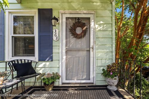363 Atlantic Ave, Middletown, NJ 07748-5204