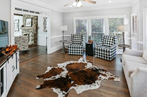 205 Embassy Ct, Atlanta GA  30328-4854 exterior