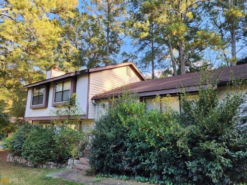 109 Valley Rd, Stockbridge, GA 30281-2340