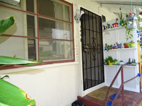 746 Makaleka Ave, Honolulu HI  96816-6003 exterior