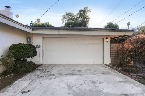 4910 Chapala Dr, Riverside, CA 92507-5913