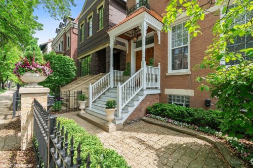 1343 School St, Chicago, IL 60657-1415