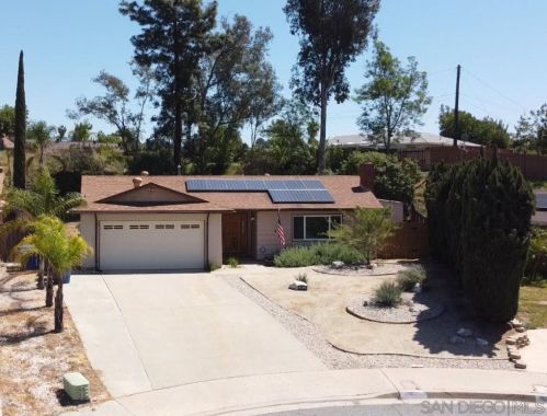 8013 Royal Gardens Pl, El Cajon, CA 92021-1521