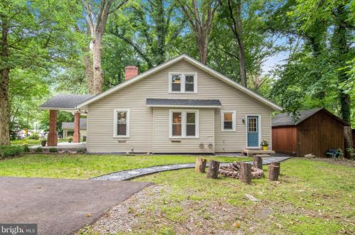 9715 Capitol View Ave, Silver Spring MD 20910-1033 exterior