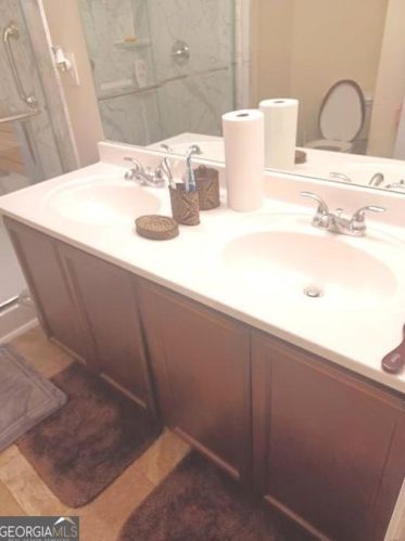 6258 Ellenwood Dr, Rex GA 30273-5028 exterior