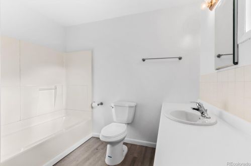 2041 Fish Creek Rd, Estes Park CO 80517-6925 exterior