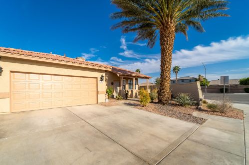 47970 Austin Dr, Indio, CA 92201-7082