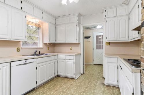 505 Bond St, Whitewright TX 75491-2210 exterior