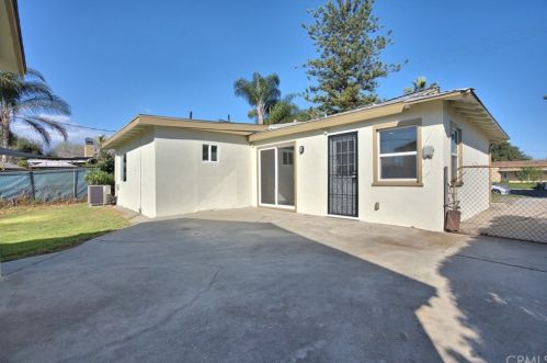 239 Pasadena Ave, Irwindale CA 91702 exterior