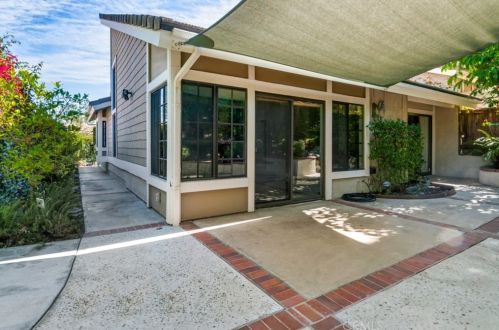 531 Indian Trl, Anaheim CA  92807-4714 exterior