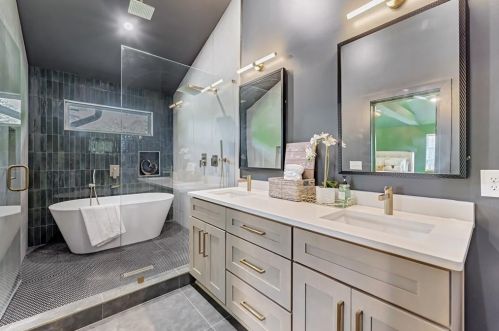 1731 Arrowhead Trl, Atlanta GA  30345-4117 exterior