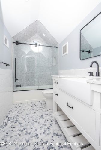 22 High St, Tinton Falls NJ  07724-3451 exterior