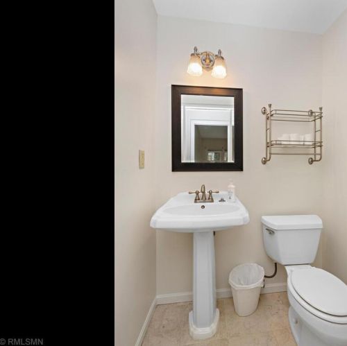 2299 Carver Ave, Saint Paul MN  55119-5915 exterior