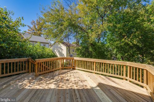 2938 Schoolhouse Cir, Silver Spring MD 20902-2561 exterior