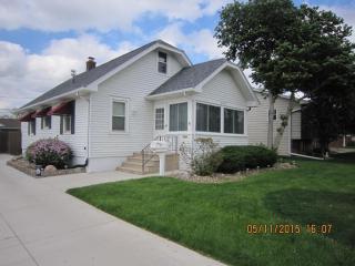 4109 17th Ave, Moline, IL 61265-3507