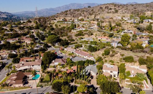1958 Calafia St, Glendale CA  91208-2306 exterior