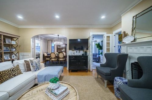 106 Huntington Rd, Atlanta GA  30309-1504 exterior