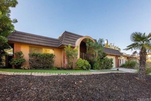 3016 Mesa Verde Dr, Burbank, CA 91504-1633