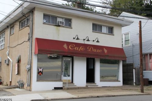 471 Haledon Ave, Paterson NJ  07508-2770 exterior
