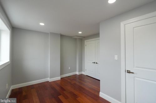 1021 Ellsworth St, Philadelphia PA  19147-4637 exterior