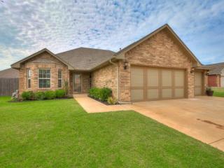 12012 139th St, Piedmont, OK 73078-9825