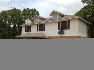2001 Broken Arrow Cir, Bryan, TX 77807-2335