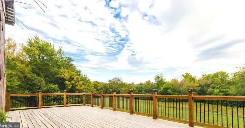 1122 Duncan Rd, Harpers Ferry WV 25425-5350 exterior