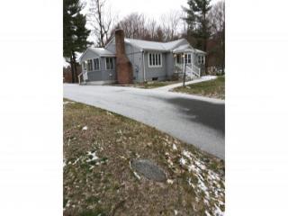 101 Maple Ave, Atkinson, NH 03811-2246