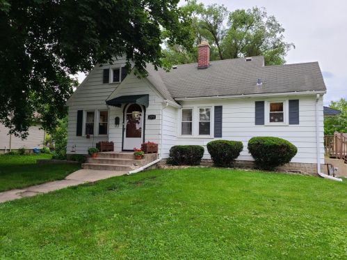 1579 Wood St, Crete, IL 60417-3128