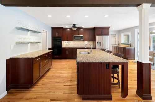 26 Grey Hollow Rd, Norwalk CT  06850-1305 exterior