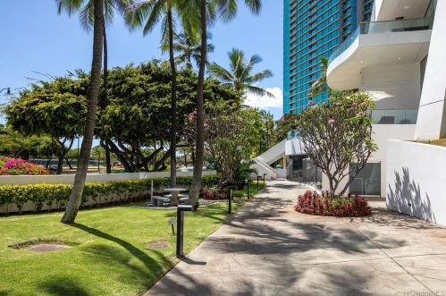 1330 Ala Moana Blvd, Honolulu HI  96814-4200 exterior