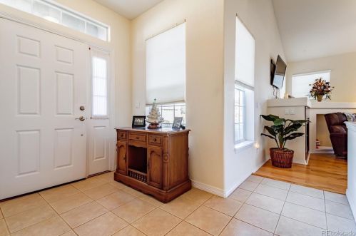 6654 Rome St, Aurora CO 80016-6023 exterior